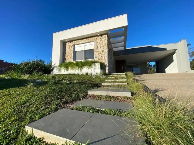 Casa / Sobrado em Condomínio para Venda em Santa Cruz do Sul/RS Country 3 Quartos