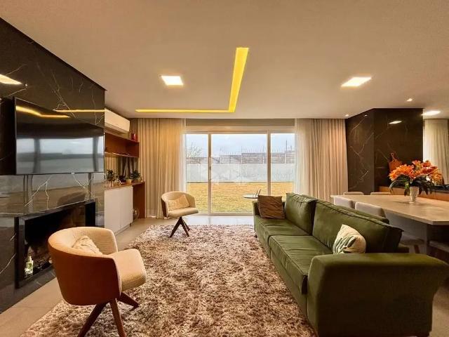 Casa / Sobrado em Condomínio para Venda em Santa Cruz do Sul/RS Country 3 Quartos