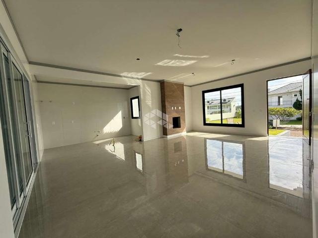 Casa / Sobrado em Condomínio para Venda em Santa Cruz do Sul/RS Country 3 Quartos
