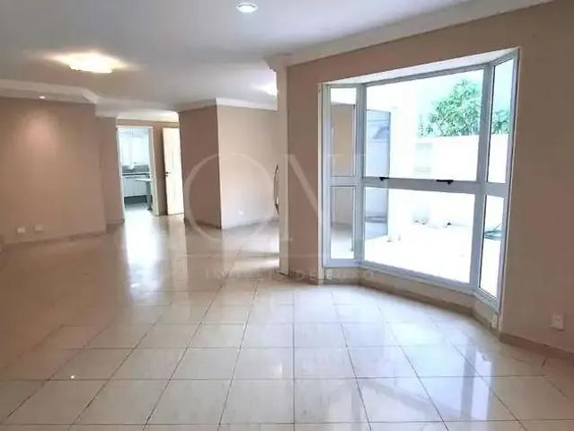 Casa / Sobrado em Condomínio para Venda em Santana de Parnaíba/SP Tamboré 3 Quartos
