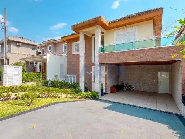 Casa / Sobrado em Condomínio para Venda em Santana de Parnaíba/SP Valville 4 Quartos