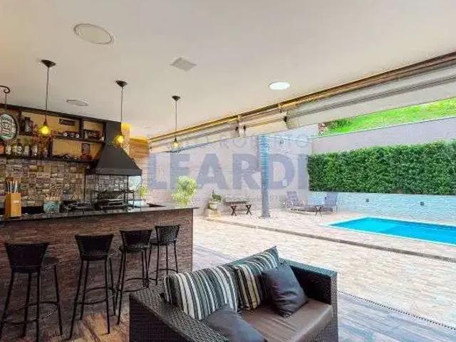 Casa / Sobrado em Condomínio para Venda em Santana de Parnaíba/SP Valville 3 Quartos