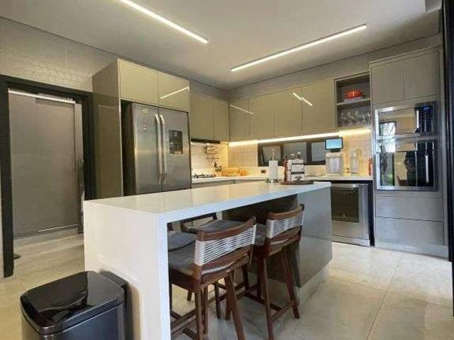 Casa / Sobrado em Condomínio para Venda em Santana de Parnaíba/SP Alphasitio 3 Quartos