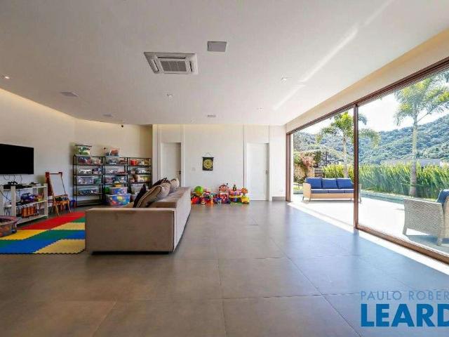 Casa / Sobrado em Condomínio para Venda em Santana de Parnaíba/SP Alphasitio 4 Quartos
