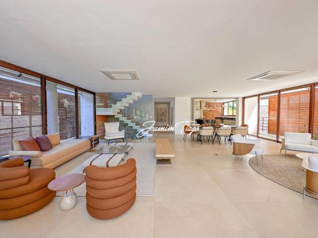 Casa / Sobrado em Condomínio para Venda em Santana de Parnaíba/SP Alphasitio 6 Quartos