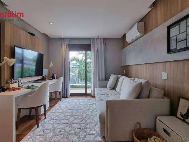 Casa / Sobrado em Condomínio para Venda em Santana de Parnaíba/SP Alphaville Residencial 4 4 Quartos