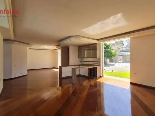 Casa / Sobrado em Condomínio para Venda em Santana de Parnaíba/SP Alphaville Residencial 5 4 Quartos