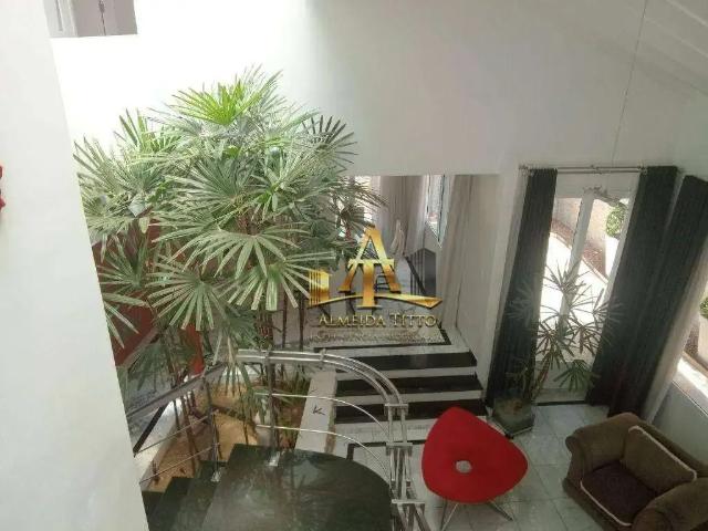 Casa / Sobrado em Condomínio para Venda em Santana de Parnaíba/SP Alphaville Residencial 5 4 Quartos