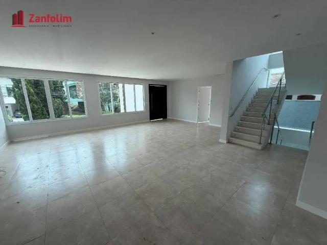 Casa / Sobrado em Condomínio para Venda em Santana de Parnaíba/SP Alphaville Residencial 5 4 Quartos