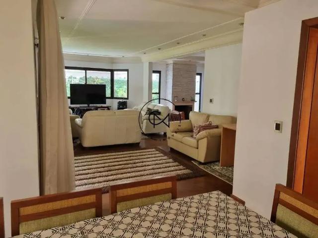 Casa / Sobrado em Condomínio para Venda em Santana de Parnaíba/SP Alphaville Residencial 6 5 Quartos