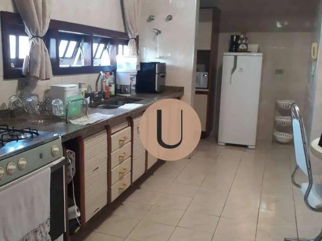 Casa / Sobrado em Condomínio para Venda em Santana de Parnaíba/SP Alphaville Residencial 9 4 Quartos