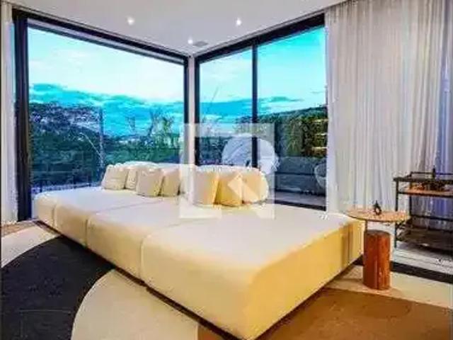 Casa / Sobrado em Condomínio para Venda em Santana de Parnaíba/SP Alphaville 1 Quartos