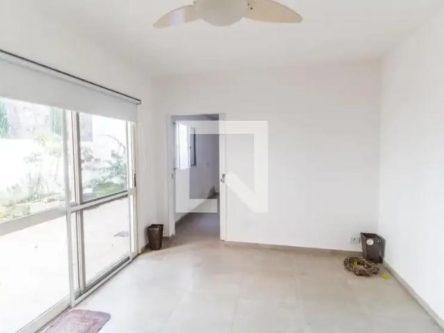 Casa / Sobrado em Condomínio para Venda em Santana de Parnaíba/SP Alphaville 3 Quartos