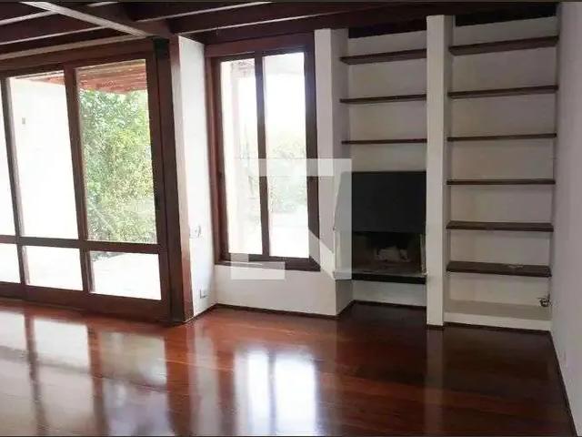 Casa / Sobrado em Condomínio para Venda em Santana de Parnaíba/SP Alphaville 3 Quartos