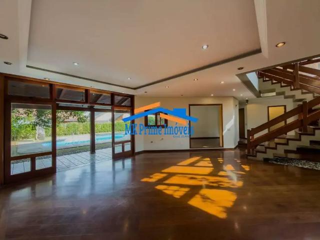 Casa / Sobrado em Condomínio para Venda em Santana de Parnaíba/SP Alphaville 3 Quartos