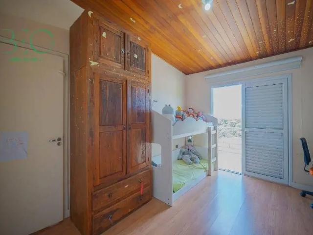 Casa / Sobrado em Condomínio para Venda em Santana de Parnaíba/SP Alphaville 3 Quartos