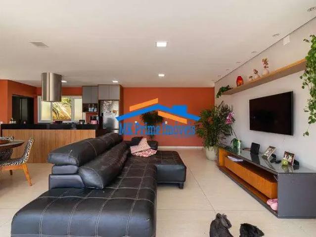 Casa / Sobrado em Condomínio para Venda em Santana de Parnaíba/SP Alphaville 3 Quartos