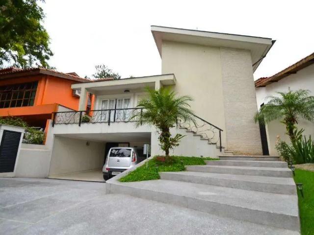 Casa / Sobrado em Condomínio para Venda em Santana de Parnaíba/SP Alphaville 3 Quartos