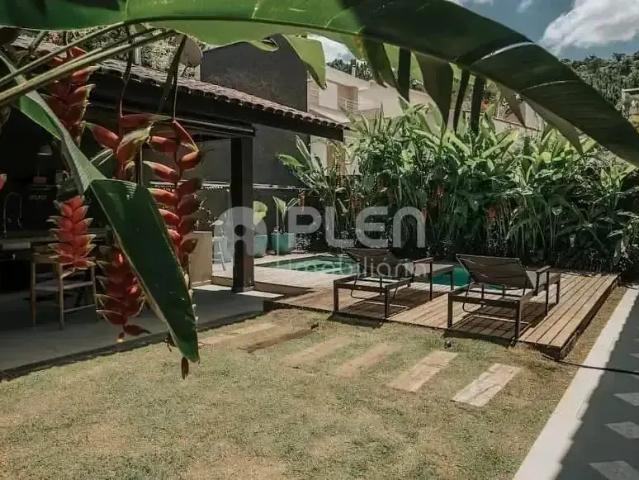 Casa / Sobrado em Condomínio para Venda em Santana de Parnaíba/SP Alphaville 3 Quartos
