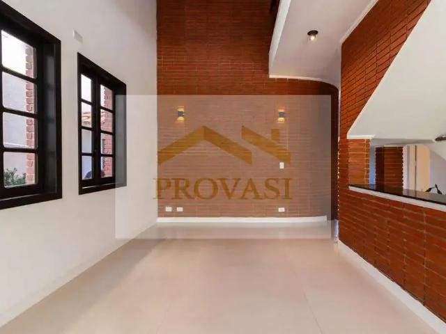 Casa / Sobrado em Condomínio para Venda em Santana de Parnaíba/SP Alphaville 3 Quartos