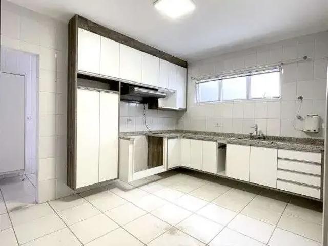 Casa / Sobrado em Condomínio para Venda em Santana de Parnaíba/SP Alphaville 3 Quartos