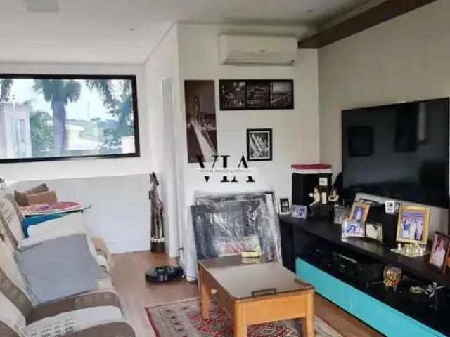 Casa / Sobrado em Condomínio para Venda em Santana de Parnaíba/SP Alphaville 3 Quartos