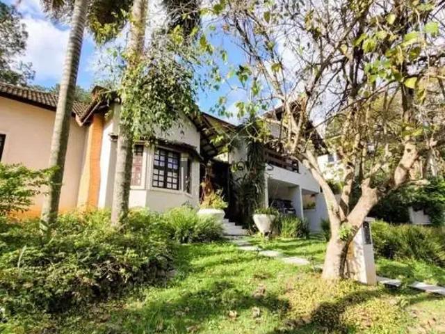 Casa / Sobrado em Condomínio para Venda em Santana de Parnaíba/SP Alphaville 3 Quartos