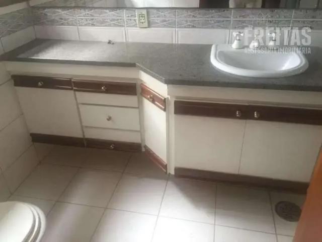 Casa / Sobrado em Condomínio para Venda em Santana de Parnaíba/SP Alphaville 3 Quartos