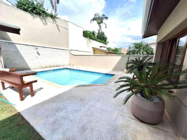 Casa / Sobrado em Condomínio para Venda em Santana de Parnaíba/SP Alphaville 3 Quartos