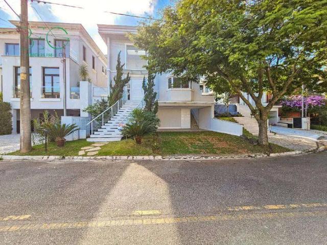 Casa / Sobrado em Condomínio para Venda em Santana de Parnaíba/SP Alphaville 4 Quartos