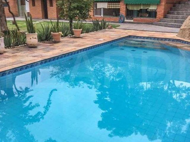 Casa / Sobrado em Condomínio para Venda em Santana de Parnaíba/SP Alphaville 4 Quartos