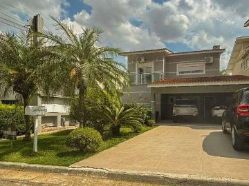 Casa / Sobrado em Condomínio para Venda em Santana de Parnaíba/SP Alphaville 4 Quartos