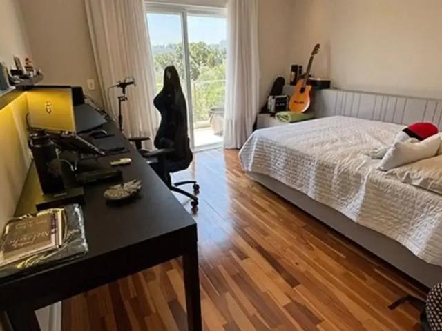 Casa / Sobrado em Condomínio para Venda em Santana de Parnaíba/SP Alphaville 4 Quartos