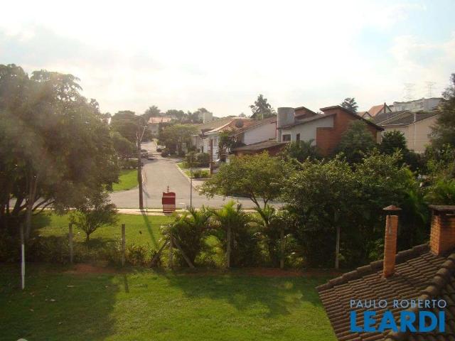Casa / Sobrado em Condomínio para Venda em Santana de Parnaíba/SP Alphaville 4 Quartos