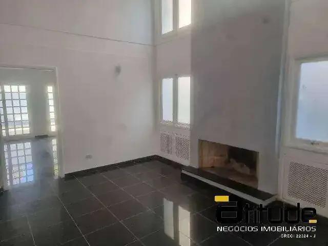 Casa / Sobrado em Condomínio para Venda em Santana de Parnaíba/SP Alphaville 4 Quartos