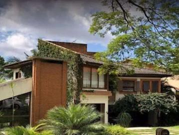 Casa / Sobrado em Condomínio para Venda em Santana de Parnaíba/SP Alphaville 4 Quartos