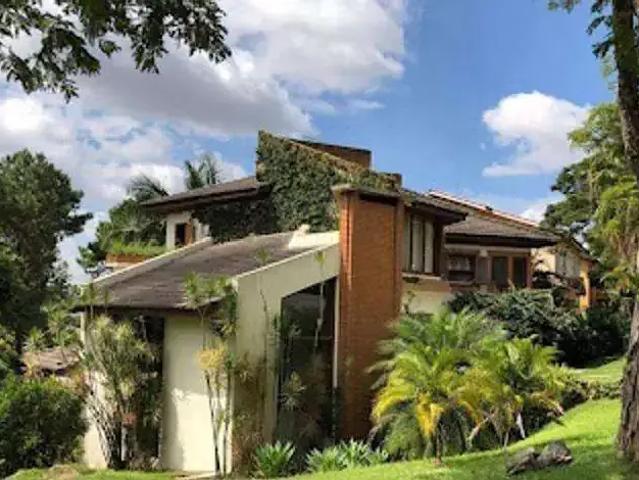 Casa / Sobrado em Condomínio para Venda em Santana de Parnaíba/SP Alphaville 4 Quartos