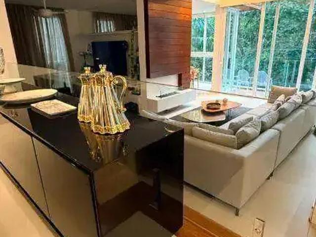 Casa / Sobrado em Condomínio para Venda em Santana de Parnaíba/SP Alphaville 4 Quartos