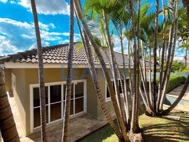 Casa / Sobrado em Condomínio para Venda em Santana de Parnaíba/SP Alphaville 4 Quartos