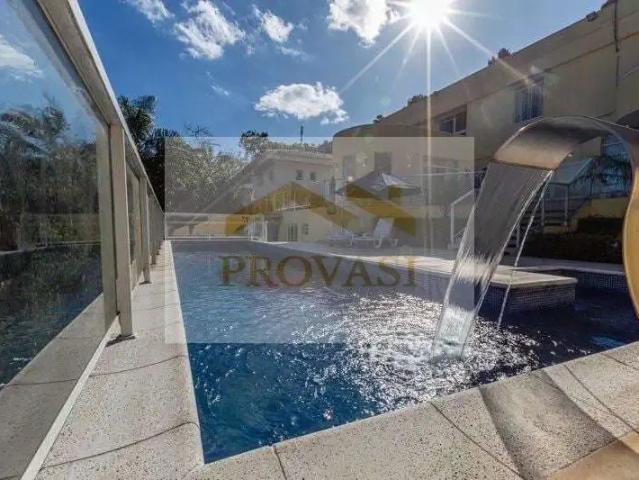 Casa / Sobrado em Condomínio para Venda em Santana de Parnaíba/SP Alphaville 4 Quartos