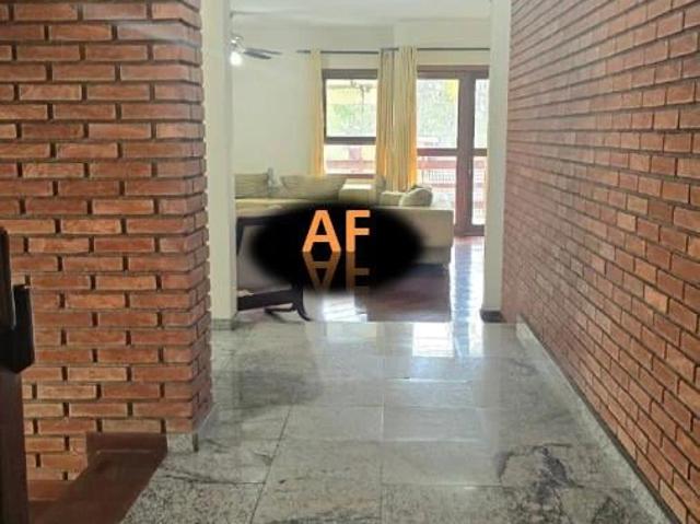 Casa / Sobrado em Condomínio para Venda em Santana de Parnaíba/SP Alphaville 4 Quartos