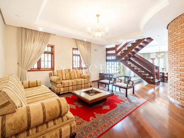 Casa / Sobrado em Condomínio para Venda em Santana de Parnaíba/SP Alphaville 4 Quartos