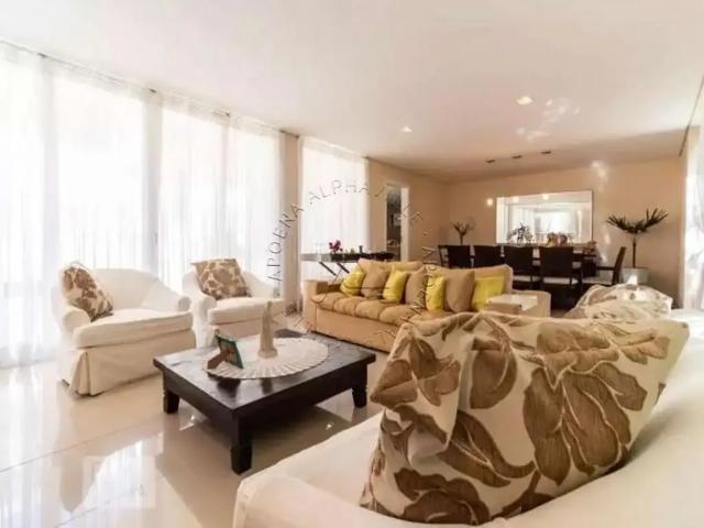 Casa / Sobrado em Condomínio para Venda em Santana de Parnaíba/SP Alphaville 4 Quartos