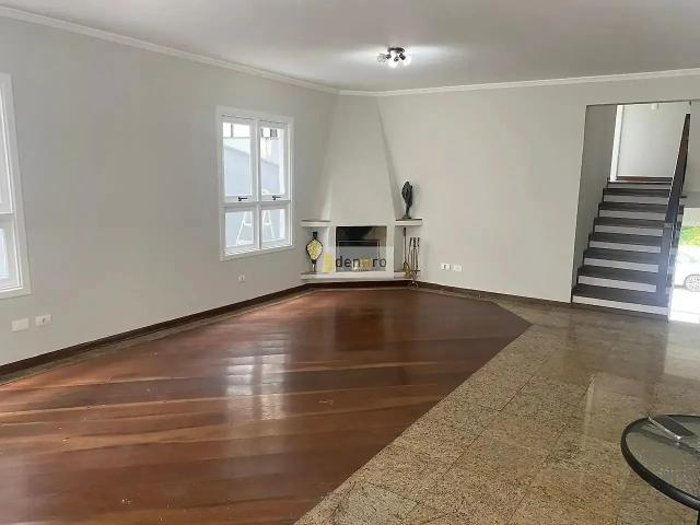 Casa / Sobrado em Condomínio para Venda em Santana de Parnaíba/SP Alphaville 4 Quartos