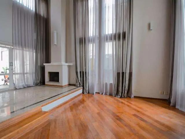 Casa / Sobrado em Condomínio para Venda em Santana de Parnaíba/SP Alphaville 4 Quartos