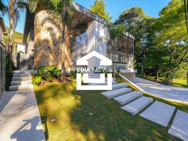 Casa / Sobrado em Condomínio para Venda em Santana de Parnaíba/SP Alphaville 4 Quartos