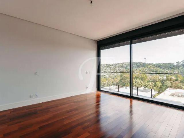Casa / Sobrado em Condomínio para Venda em Santana de Parnaíba/SP Alphaville 4 Quartos