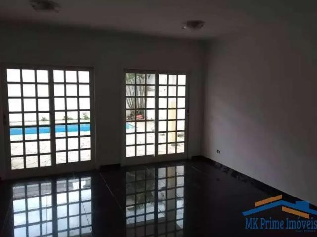 Casa / Sobrado em Condomínio para Venda em Santana de Parnaíba/SP Alphaville 4 Quartos