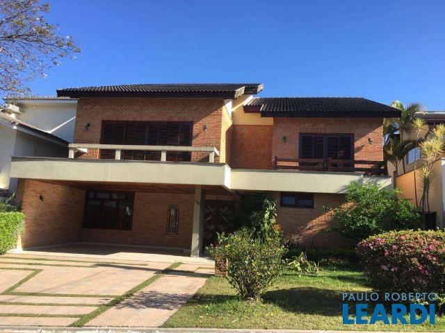 Casa / Sobrado em Condomínio para Venda em Santana de Parnaíba/SP Alphaville 4 Quartos