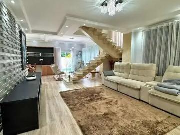 Casa / Sobrado em Condomínio para Venda em Santana de Parnaíba/SP Alphaville 4 Quartos